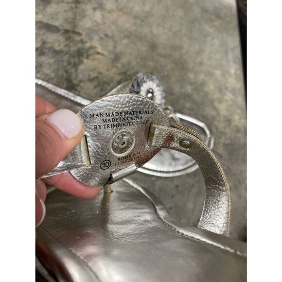 Lindsay Phillips Silver Rosie Switch Flops Flip Flops Size 10 - Picture 3 of 8